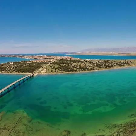 Apartamento 1 Bedroom Amazing In