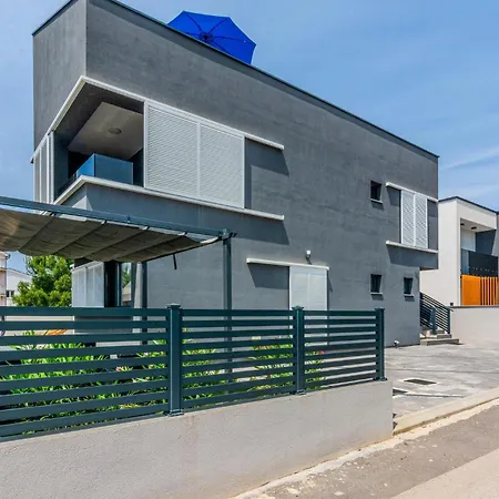 Apartman 1 Bedroom Amazing In *