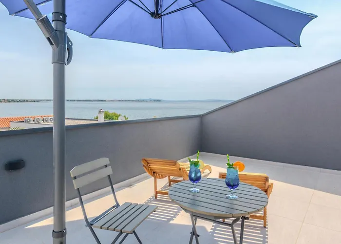 1 Bedroom Amazing In *