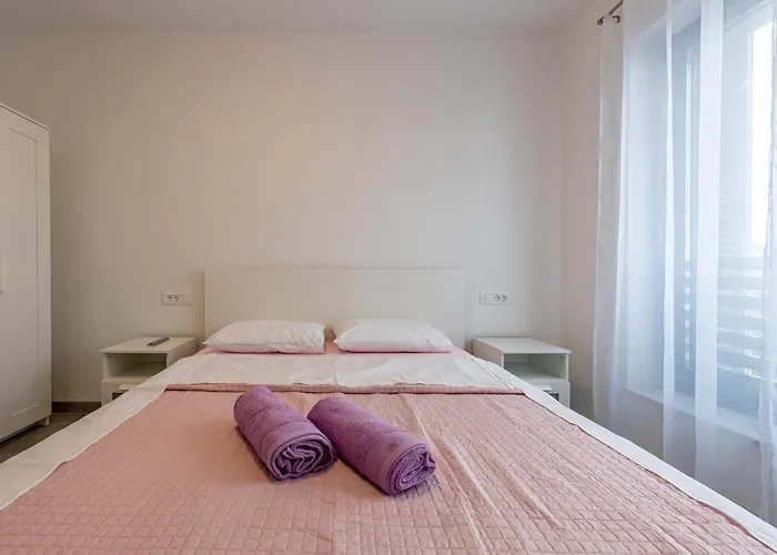 Apartman 1 Bedroom Amazing In *