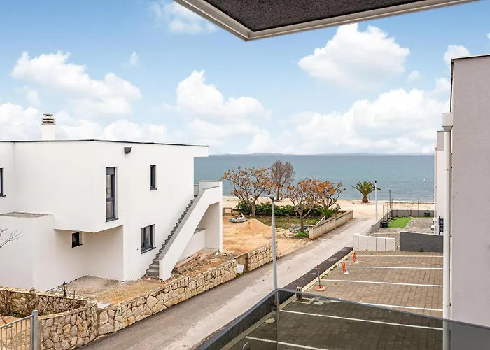 1 Bedroom Amazing In Apartman Vir